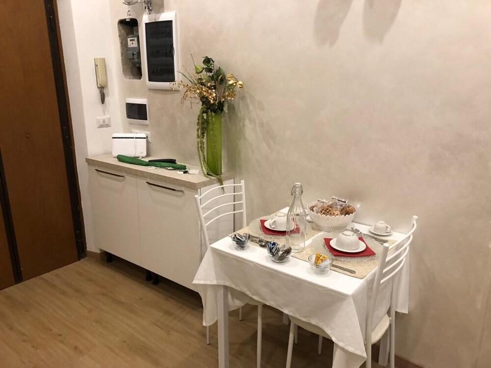 B&B Dea Tiburtina 로마 외부 사진